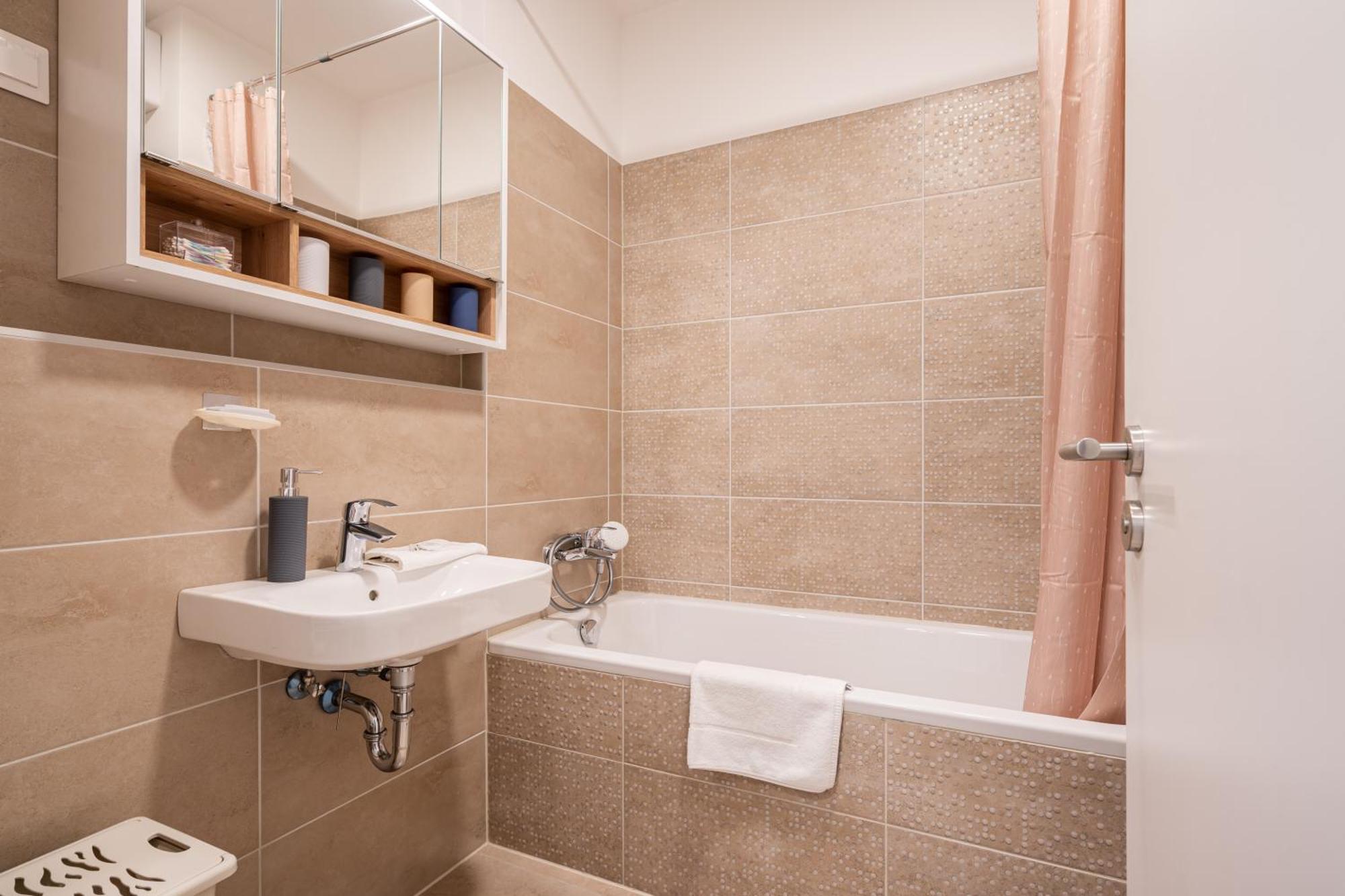Peter Apartment With Terrace Budapest Luaran gambar